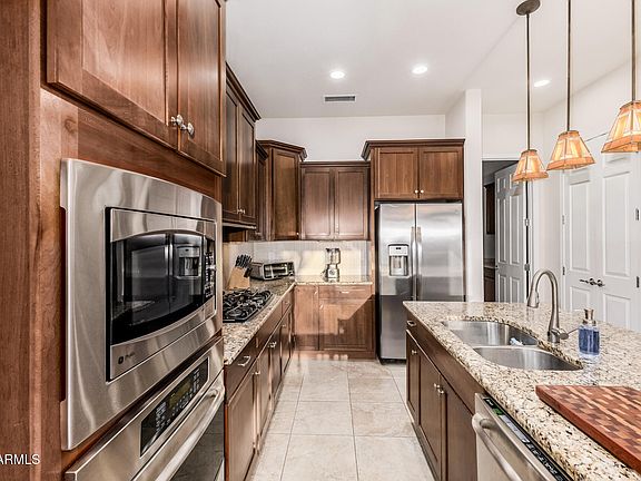 4th image of 20318 N 273RD Avenue