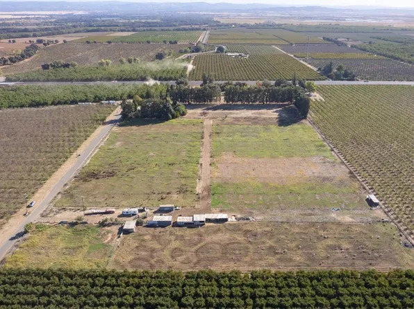 612 Laurel Ln, Marysville, CA 95901