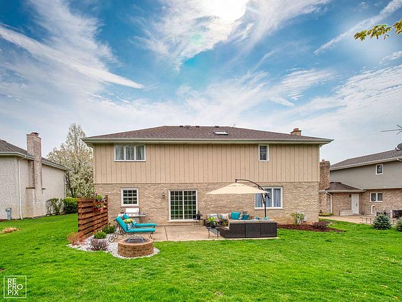 3rd image of 13648 S Shannon Dr