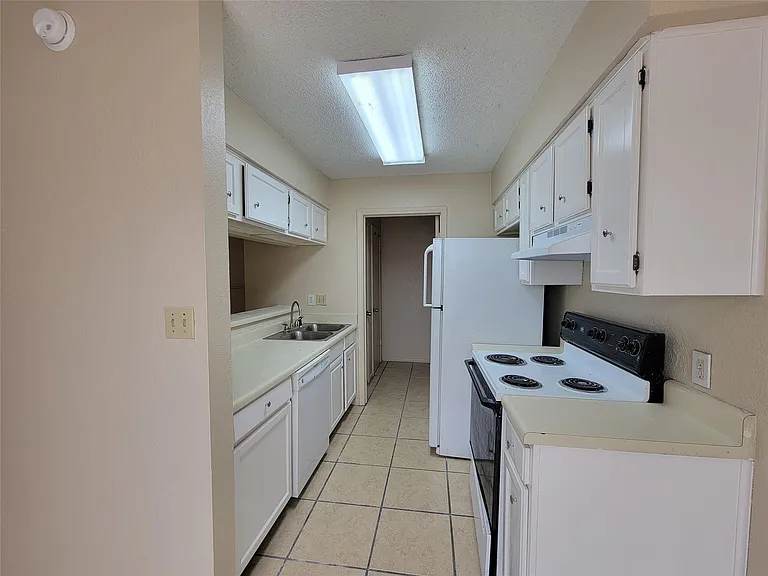 2804 Bull Run #B — Photo 6