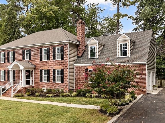 2nd image of 13008 Fairview Ct
