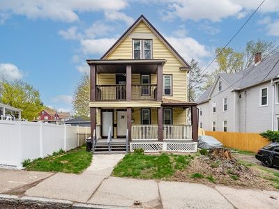 93-95 Hitchcock St, Holyoke, MA, 01040
