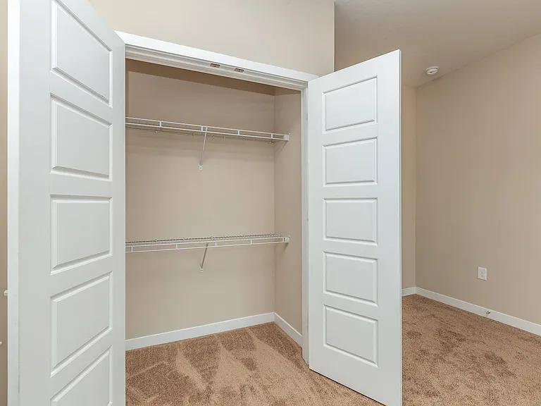 CLOSET SPACE