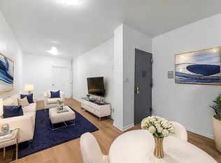 327 E 10th St #3B, New York, NY 10009