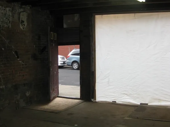 4424 Third Avenue image 4 of 33