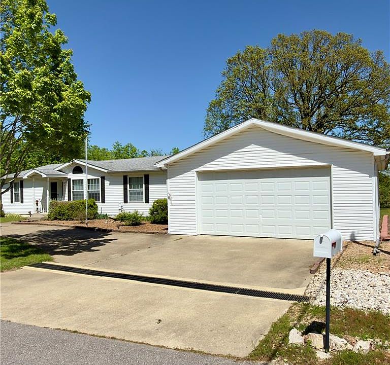 1st image of 132 Markum Rd