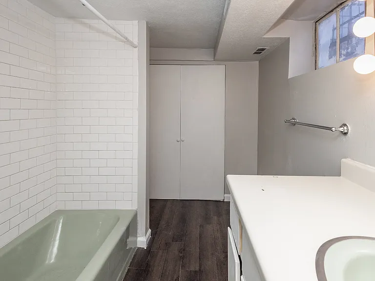 1400 Clermont — Photo 27