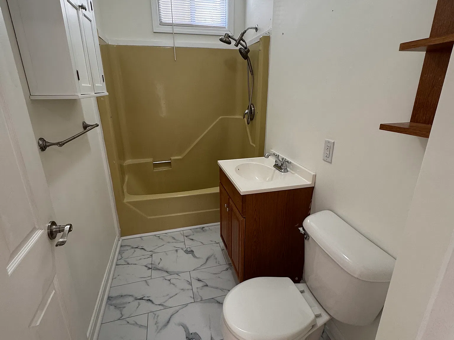 2 bed, 900 sqft, $1,550 — Photo 3