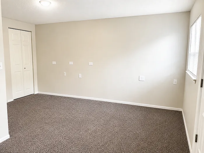 Studio, 1.0 bath, 300 sqft, $1,310 — Photo 2