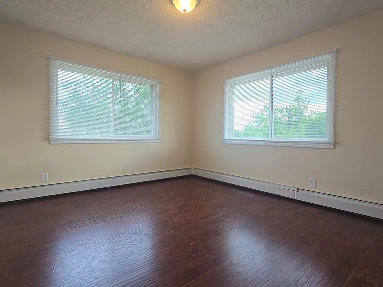 3120 Meriday Ln — Photo 7
