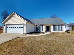 342 Meadow Pathway Dr, Fletcher, NC 28732