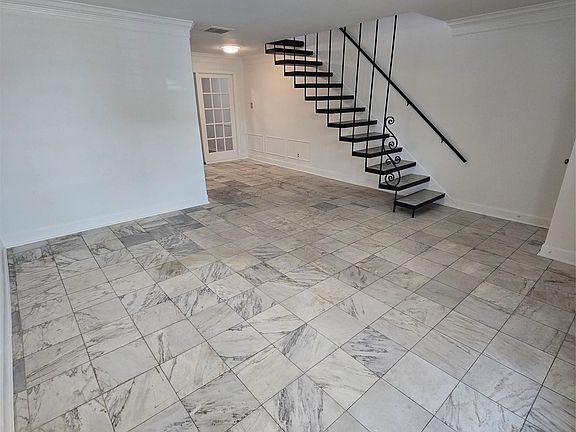 2nd image of 2693 Marilee Ln