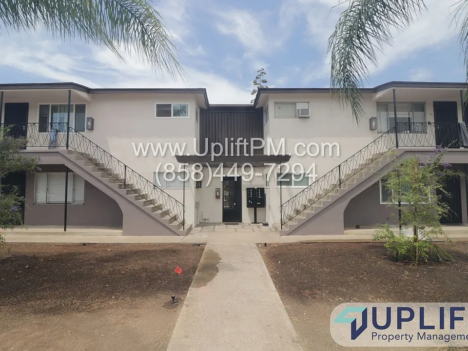 7376 University Ave