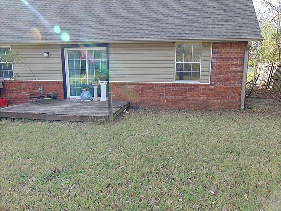 3rd image of 614 Berton Ave
