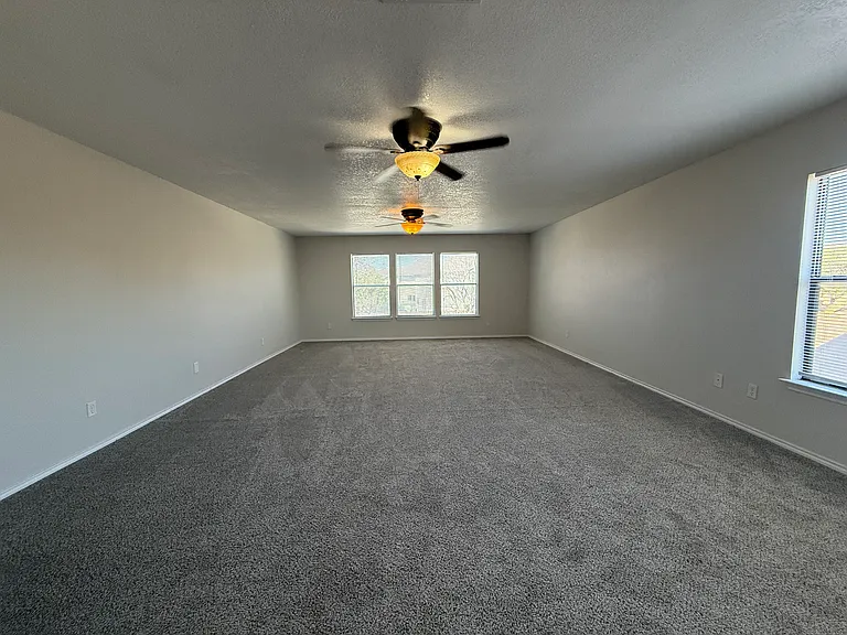 8138 Elktree Pass — Photo 17