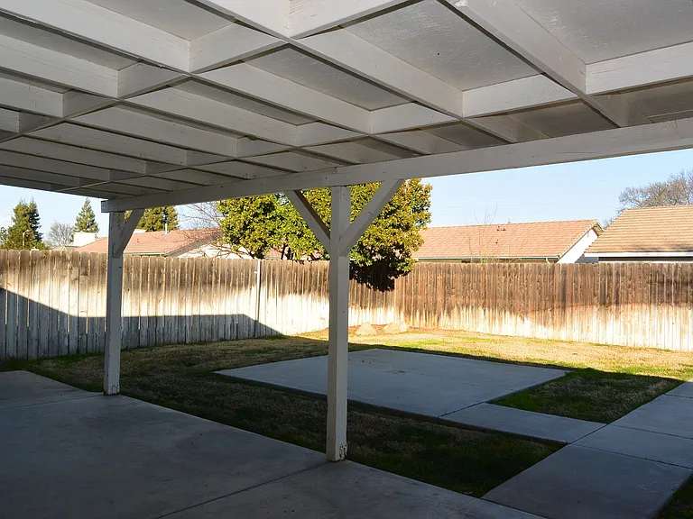 1420 S Arroyo — Photo 12