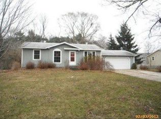 5098 Melmax St, Norton Shores, MI