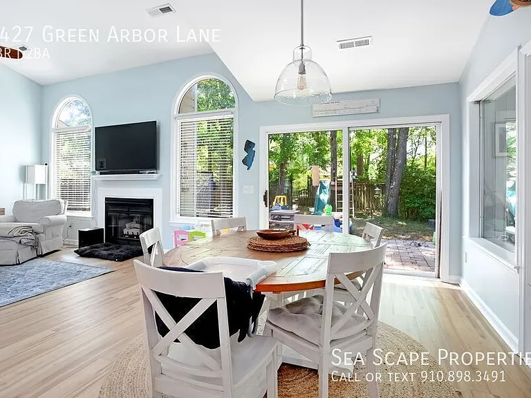 6427 Green Arbor Ln — Photo 13