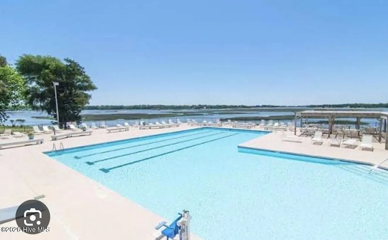 1 bed, 1.0 bath, 582 sqft, $1,400 — Photo 2