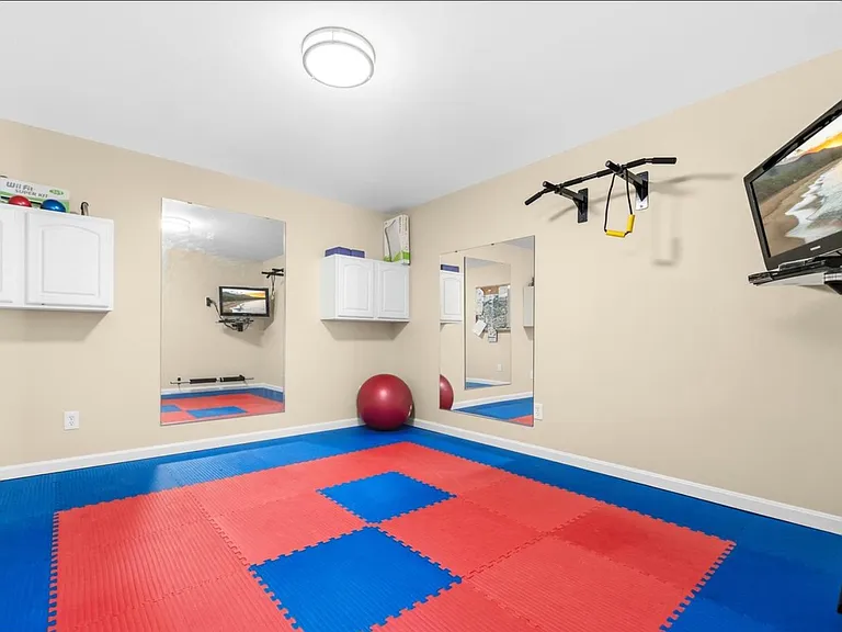 1107 Century Oak Dr — Photo 6