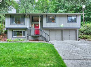 15812 S Neibur Rd, Oregon City, OR 97045