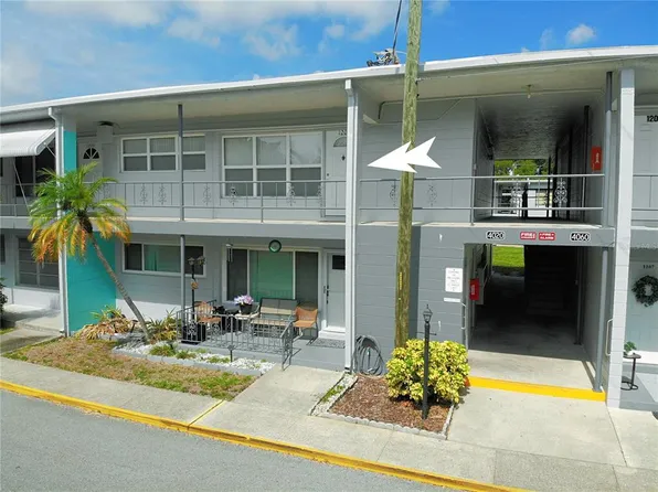 4020 55th St N APT 1206, Kenneth City, FL 33709