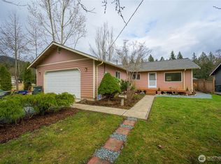 416 Fir Ln, Sedro Woolley, WA 98284