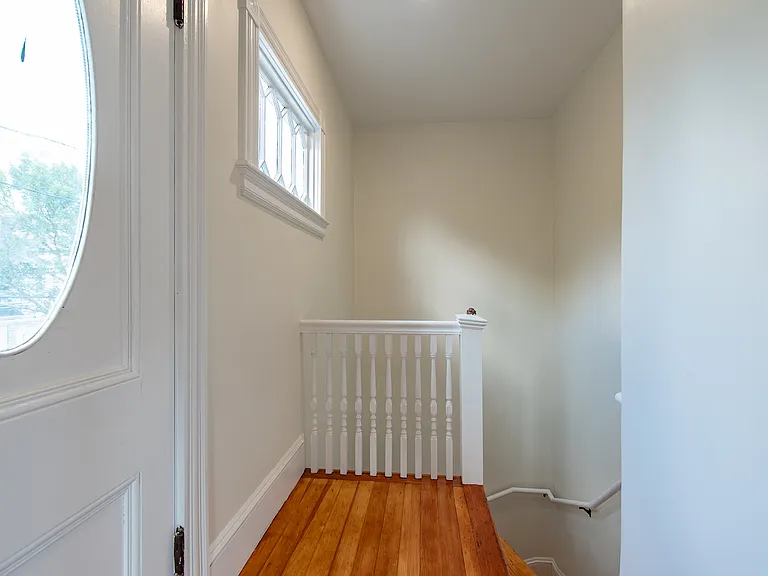71-73 Vandewater St #2 — Photo 14