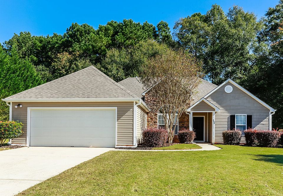 1st image of 663 Stonecrest Dr