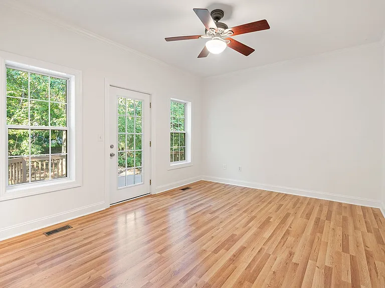35 Cynthia Ln — Photo 25