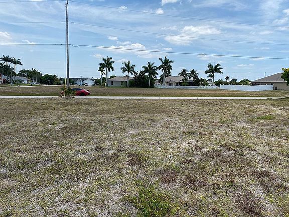 4th image of 706 NW 18th Ave