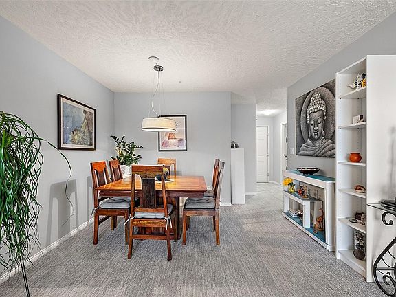 5th image of 535 Manchester Rd #304