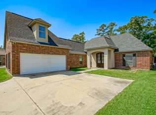 26267 Avoyelles Ave, Denham Springs, LA 70726