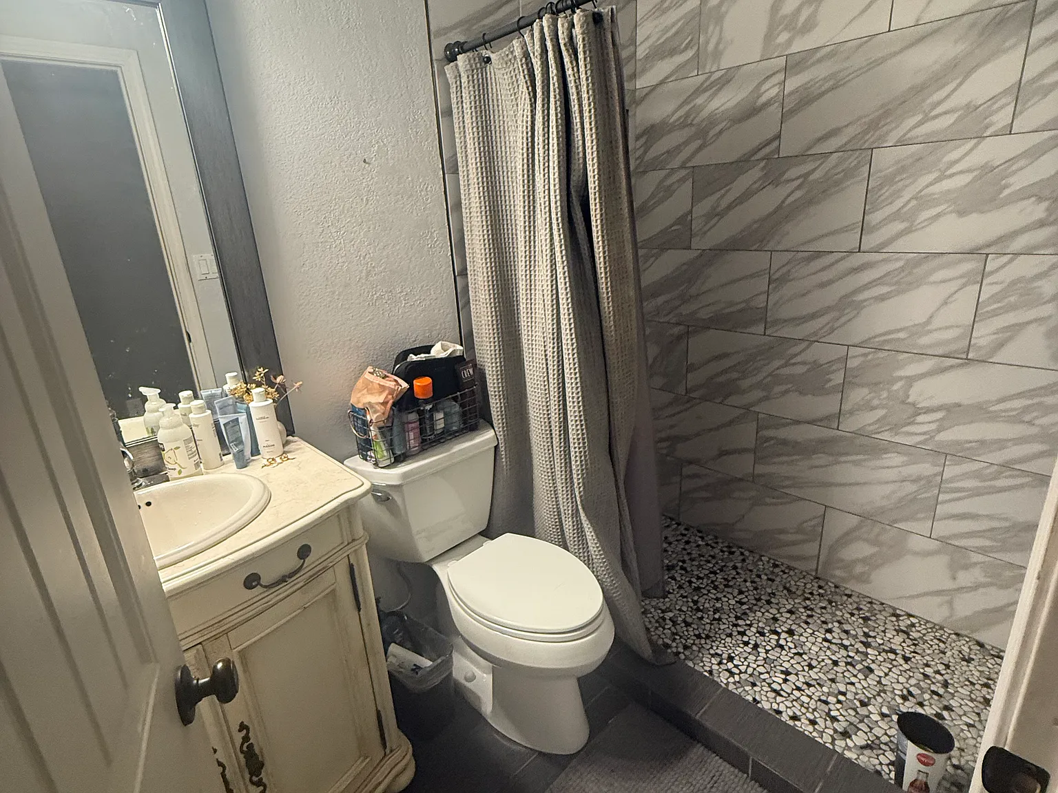 4 bed, 1716 sqft, $5,000 — Photo 4