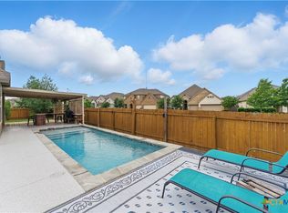 907 Carriage Inn, New Braunfels, TX 78132