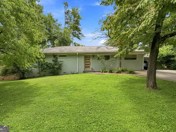1206 Pinehurst Cir SE, Smyrna, GA 30080
