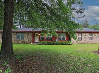 1500 James Dr, White Hall, AR 71602