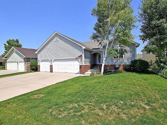 2nd image of 322 53rd Avenue Ct