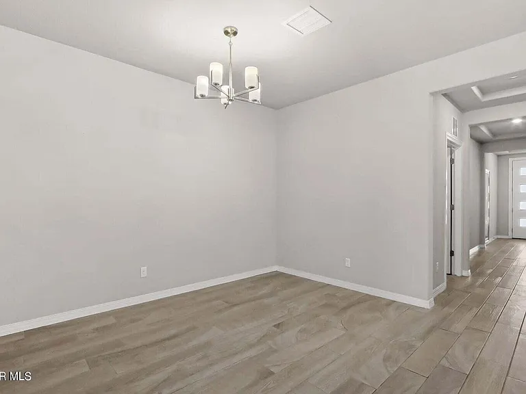 13186 Emerald Isle St — Photo 7