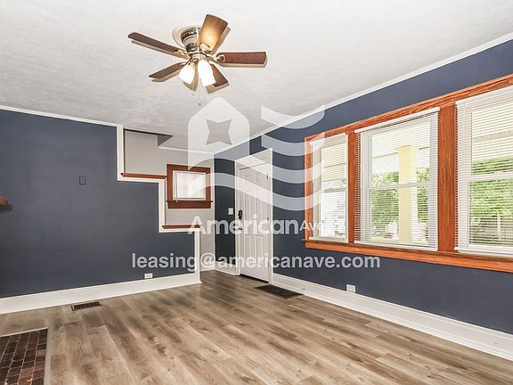 151437_004_wm_-_living_room_13061892.jpg