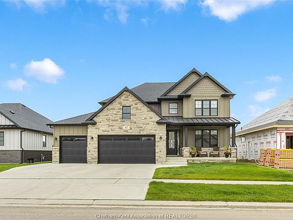 2nd image of 42 Rosewood Cres