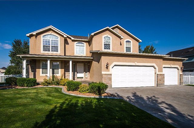 1st image of 3840 Nathan Dr