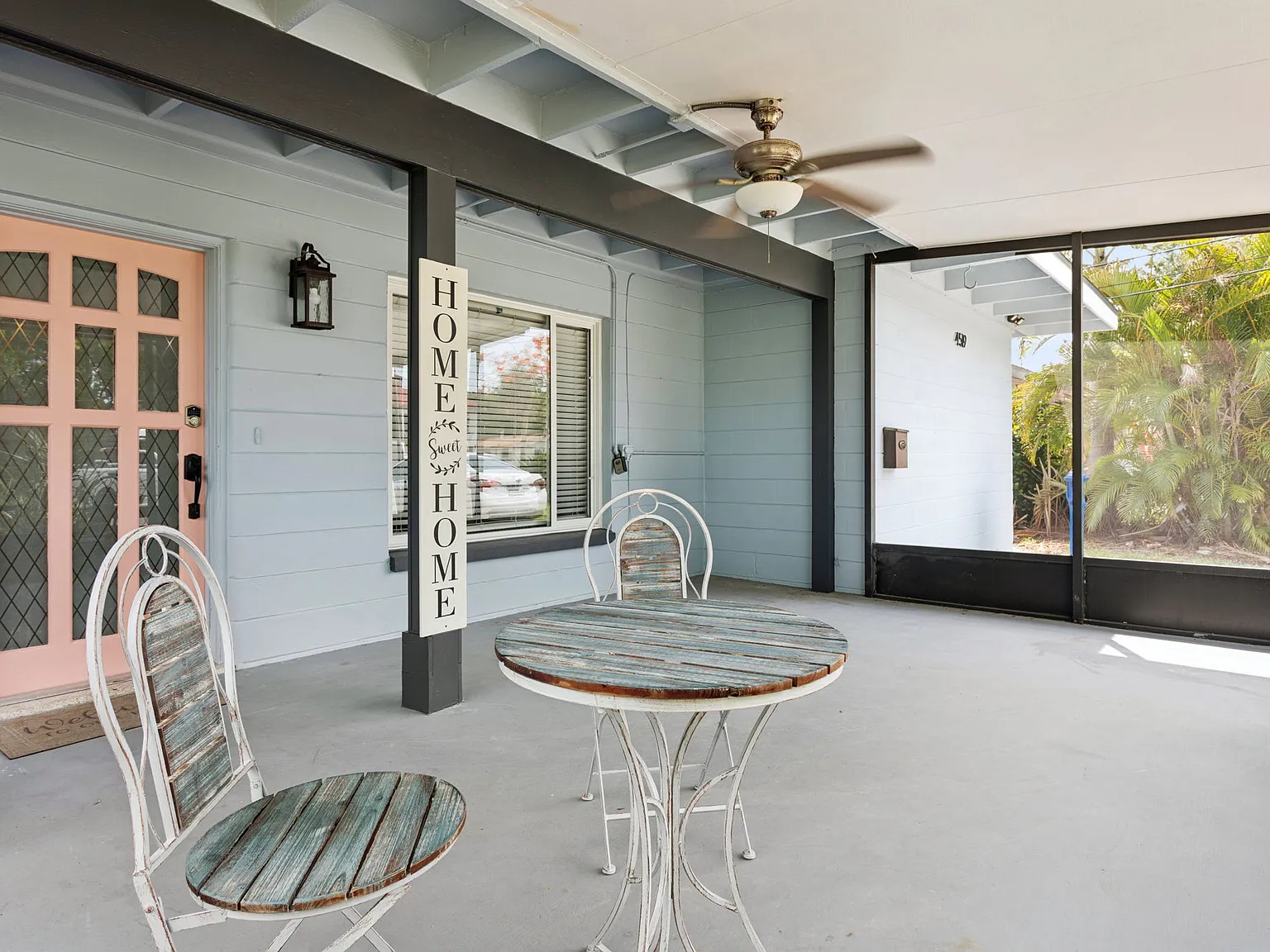 1 bed, 350 sqft, $1,300 — Photo 3