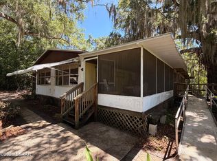 697 Eagle Watch Rd, Oak Hill, FL 32759