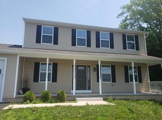 1597 E Cedarville Rd, Pottstown, PA 19465