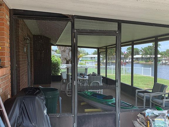 4th image of 9405 Treasure Ln NE