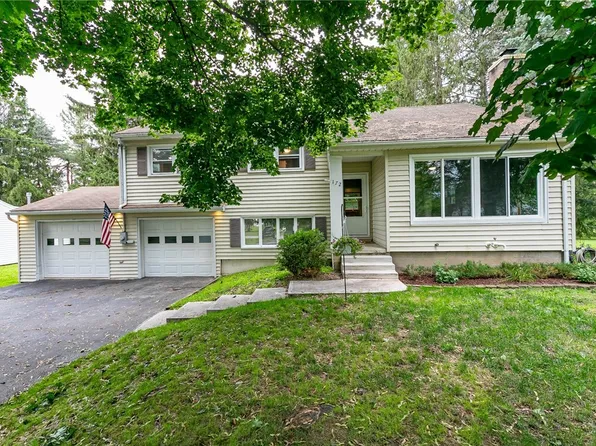 172 Monroe St, Honeoye Falls, NY 14472