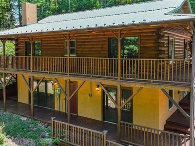 615 Phillips Gap, Purlear, NC, 28665