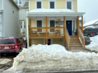 6 Madison St, Newton Town, NJ 07860