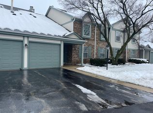 1575 Stonehill Ct APT D, Wheaton, IL 60189